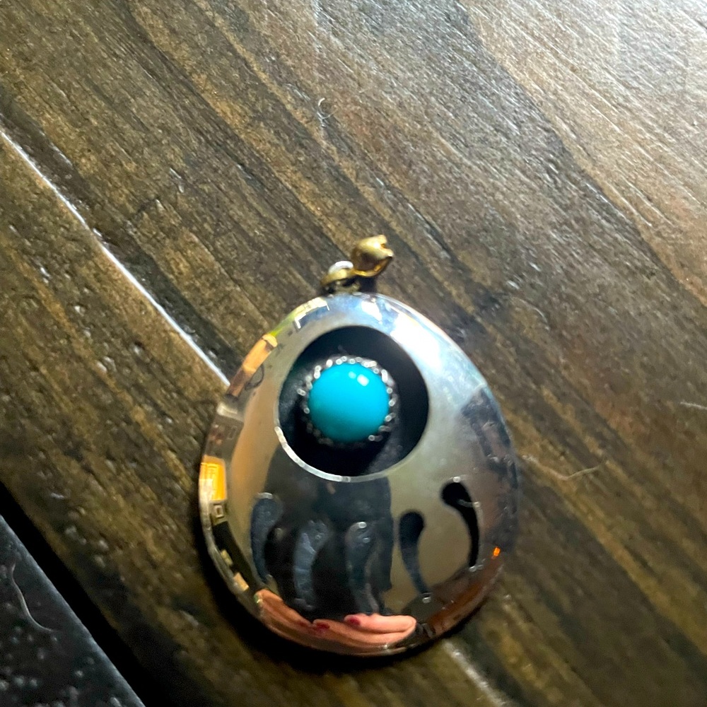 Bear Paw silver Pendant